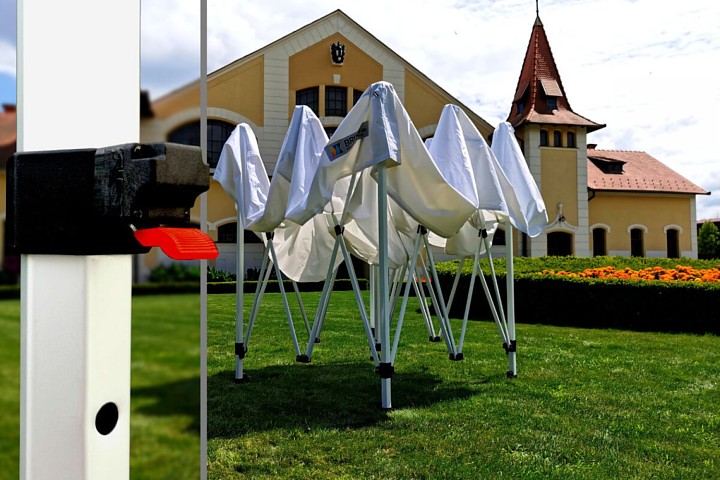 ballīšu teltis jicin